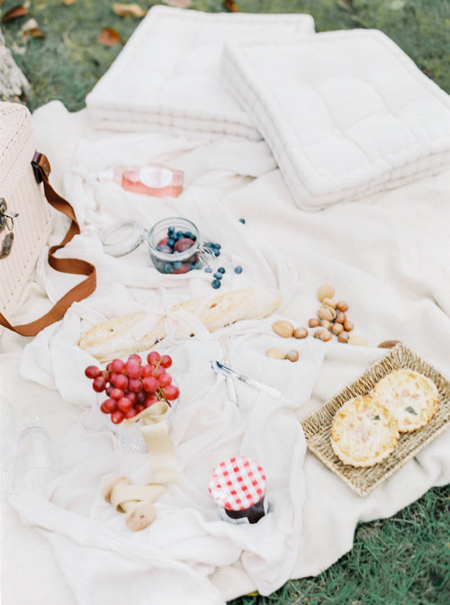 Lily+&+Sage+_+Luxury+Wedding+Planner+UK+_+Our+Chic+&+Romantic+Engagement+Shoot+in+Bath+_+Katie+Julia+Photography+-+210.jpg