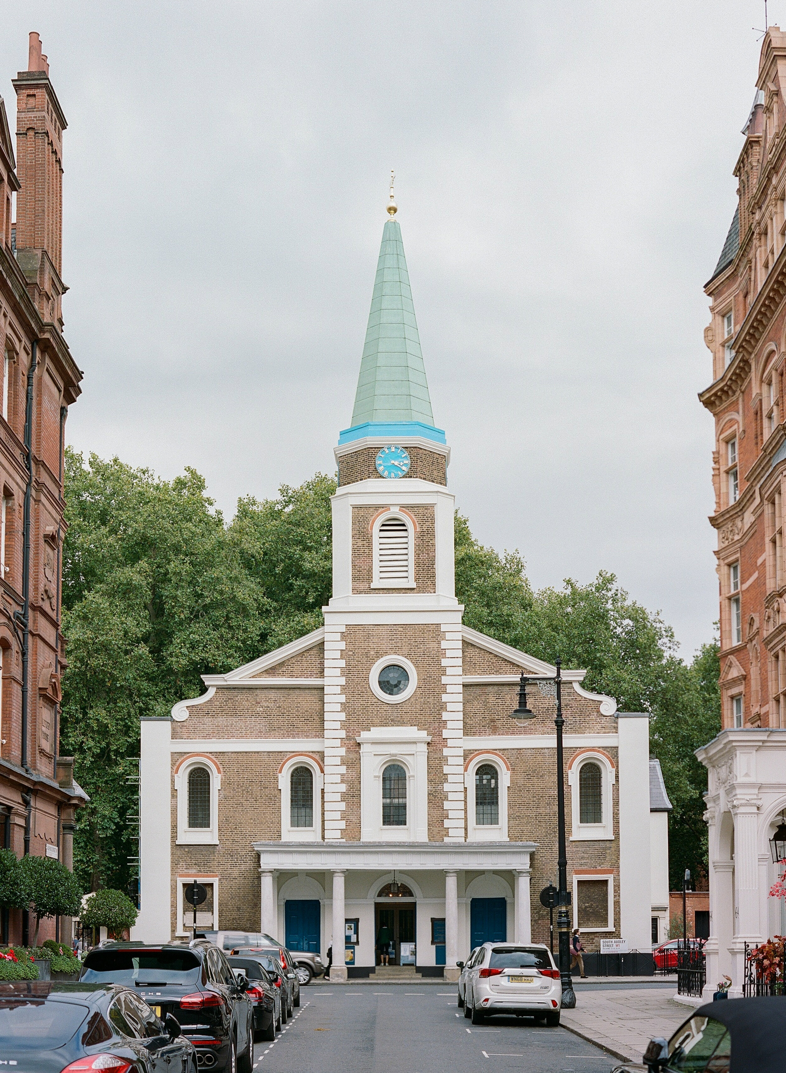 Lily & Sage | Luxury Wedding Planner Luxury Wedding Stylist Destination Wedding London Claridge’s Wedding London Wedding French Style Wedding White Wedding Green and White Wedding | Molly Carr