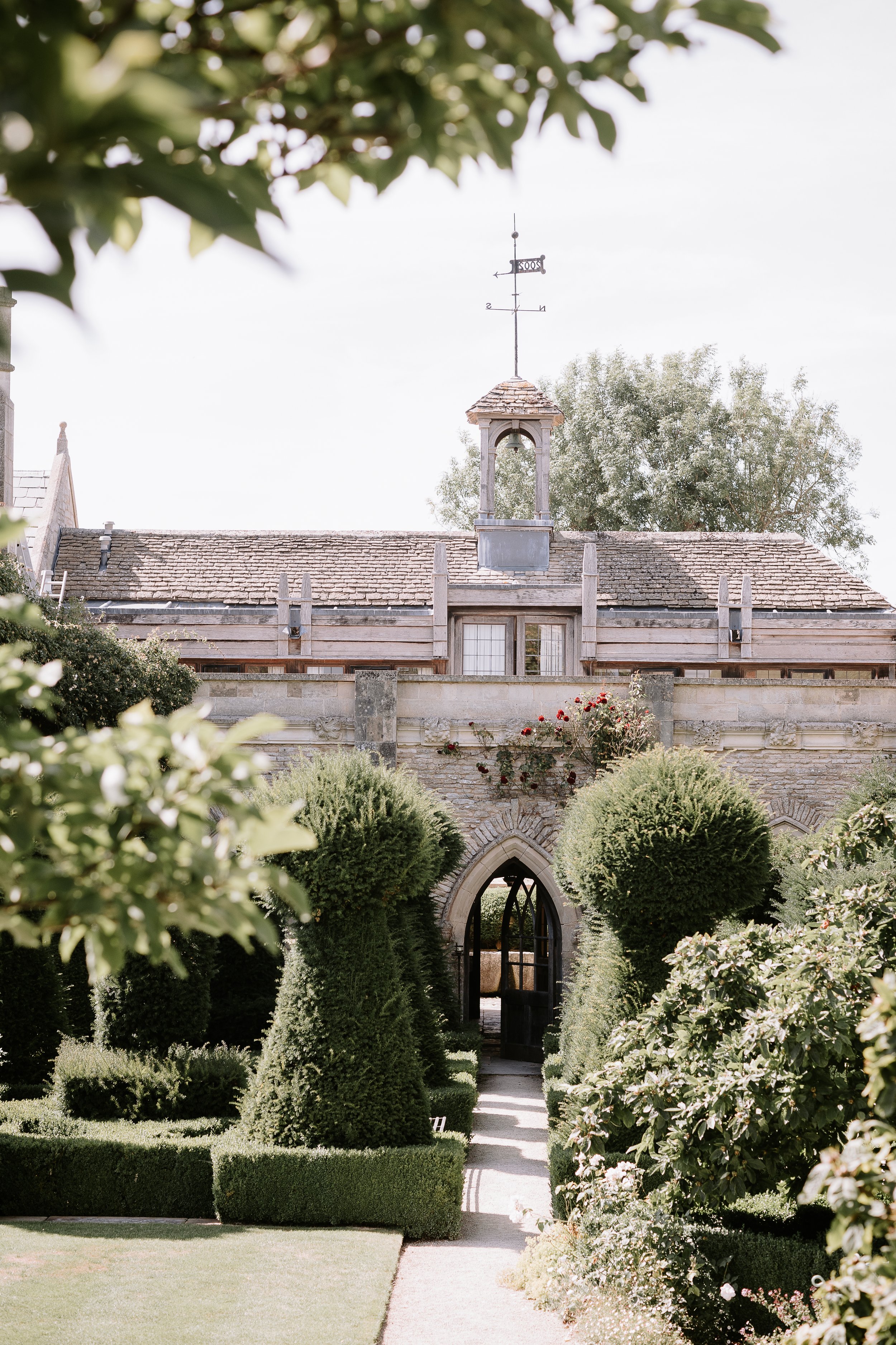 935Lily & Sage | Fiona & Sean Wedding | Luxury Wedding Planner European Wedding Desination Wedding Country House Wedding English Garden Wedding Cotswolds Wedding Timeless Wedding Pink Wedding Blush Wedding Peach Wedding | Barker Evans PhotographyA.jpg