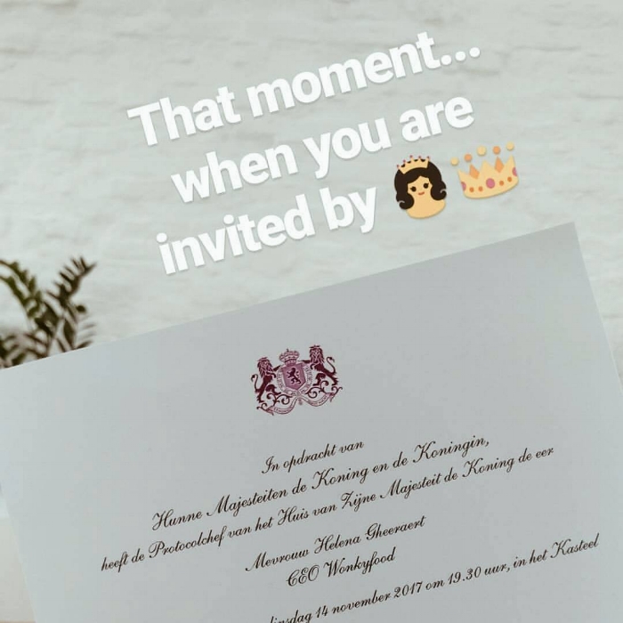 De uitnodiging van de Koning en Koningin voor het Koninklijke Diner
