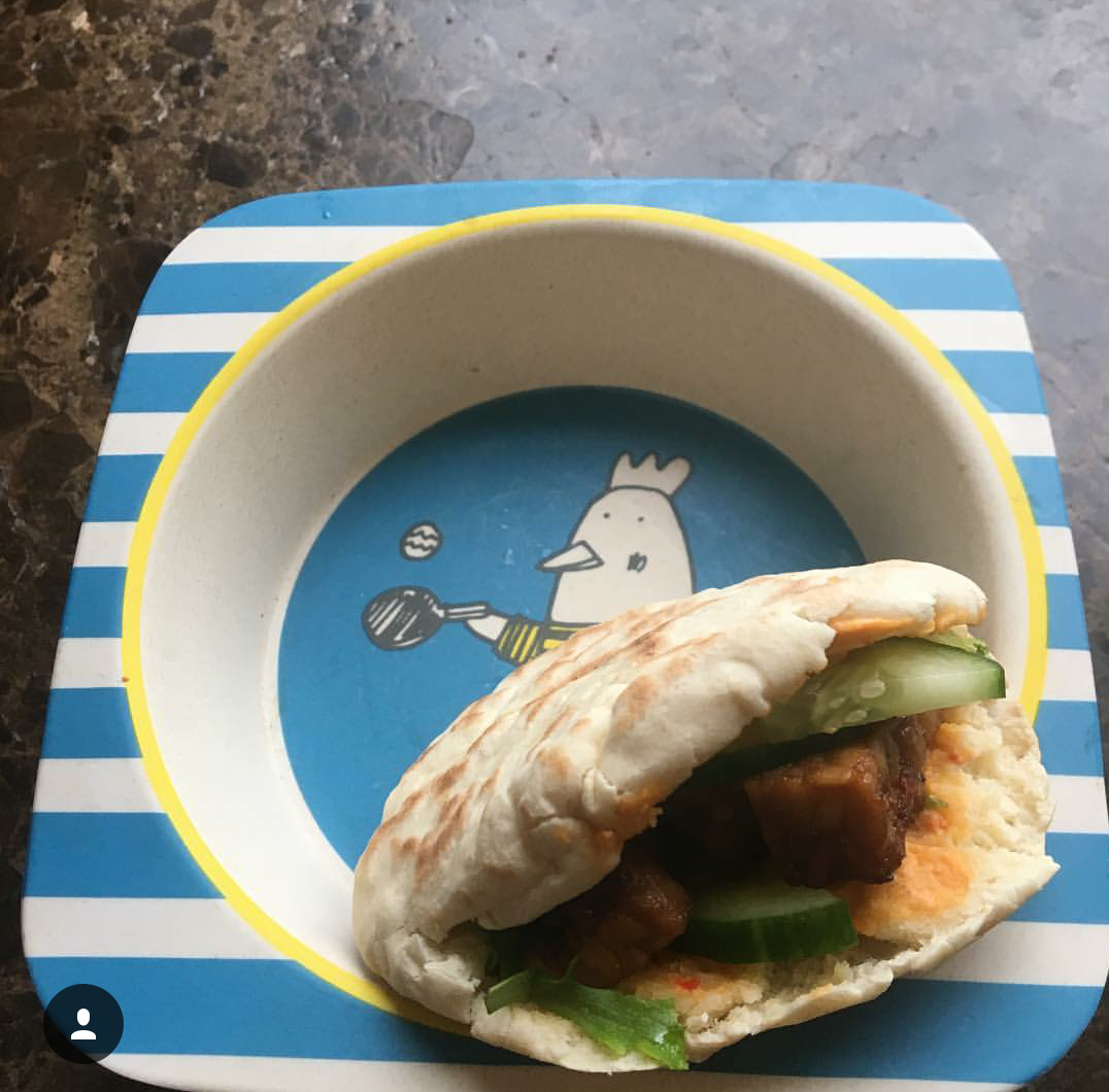 Pita bread with Wonky dip healthy fastfood.png