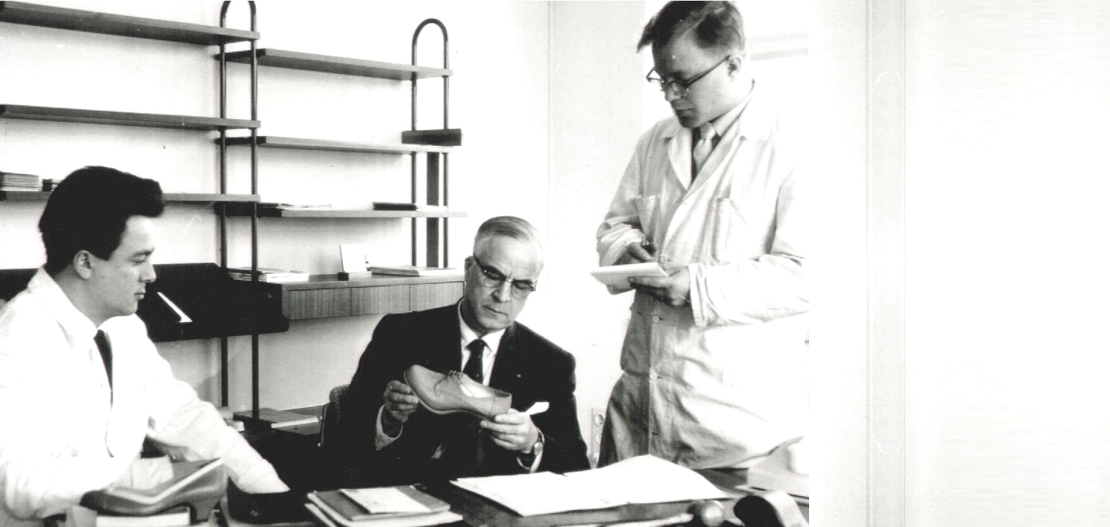 Pentti Palmroth poikiensa Pertti ja Juhani Palmrothin kanssa 1950- luvulla.
