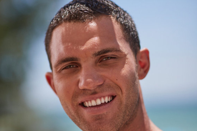 Alex KompothecrasMTV