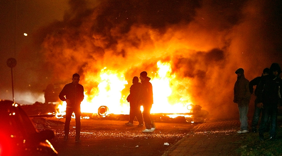FILE PHOTO: Rosengard in Malmo in southern Sweden December 18, 2008 © Drago Prvulovic / Reuters