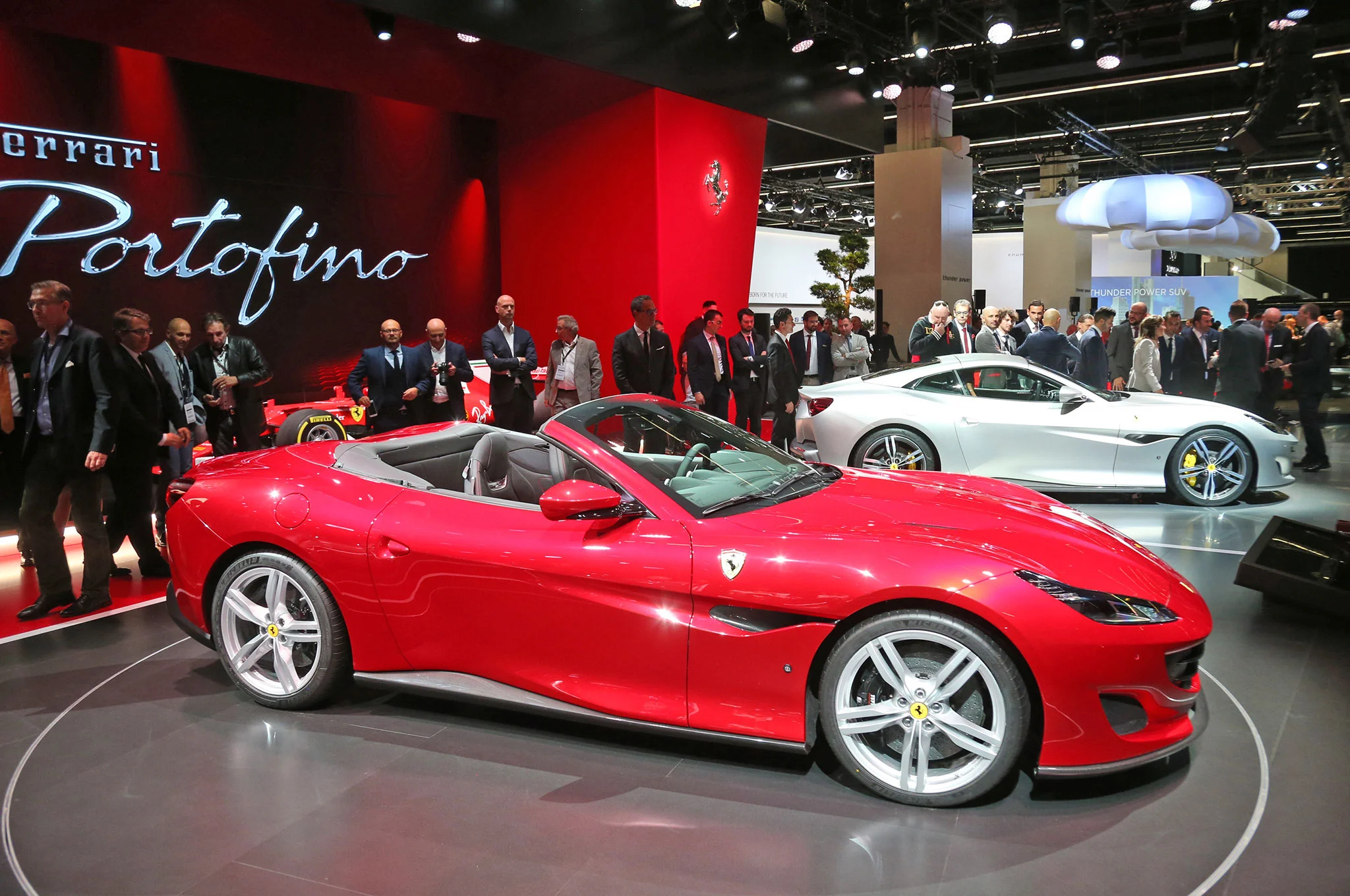 Ferrari-Portofino-in-Frankfurt-side-rear-view.jpg