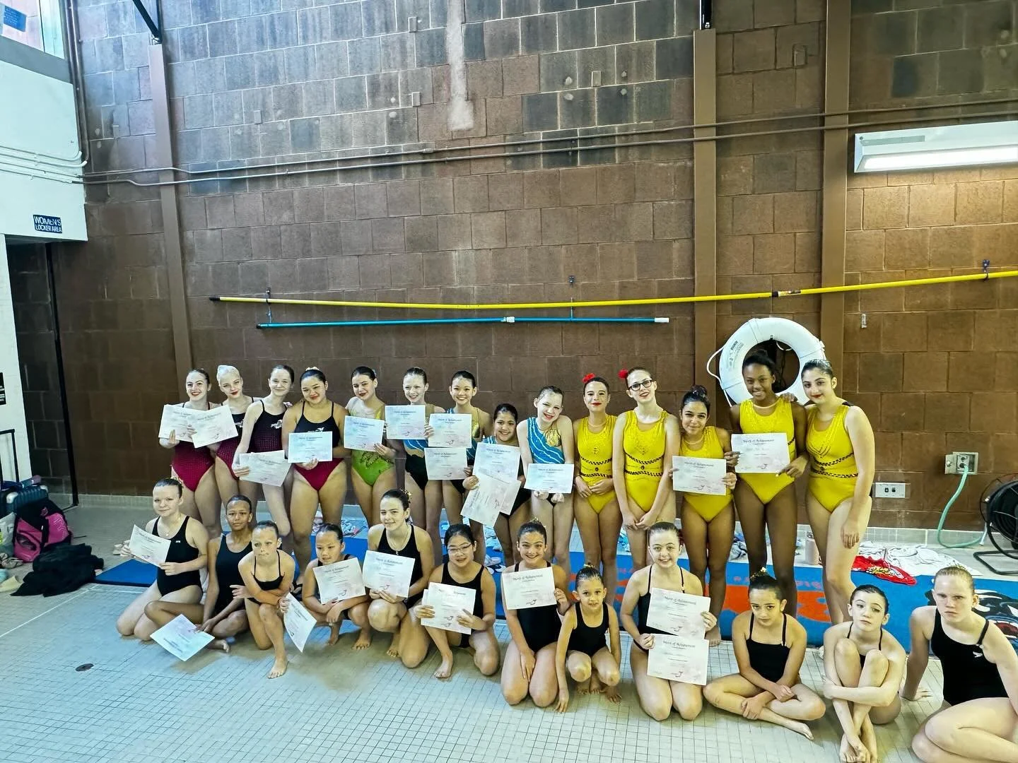 Our end of the year show was a success! Thank you to everyone who participated and came out to see us perform
&bull;
&bull;
&bull;
#imaginesynchro #synchro #synchronizedswimming #artisticswimming #usaartisticswimming #usasynchro #nyc #imagineswimming