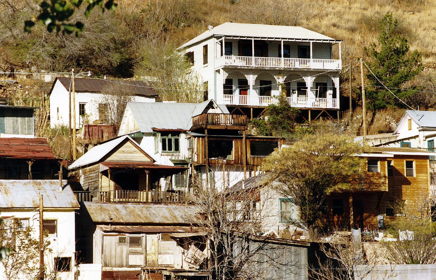 Bisbee_Arizona_houses_1990.jpg