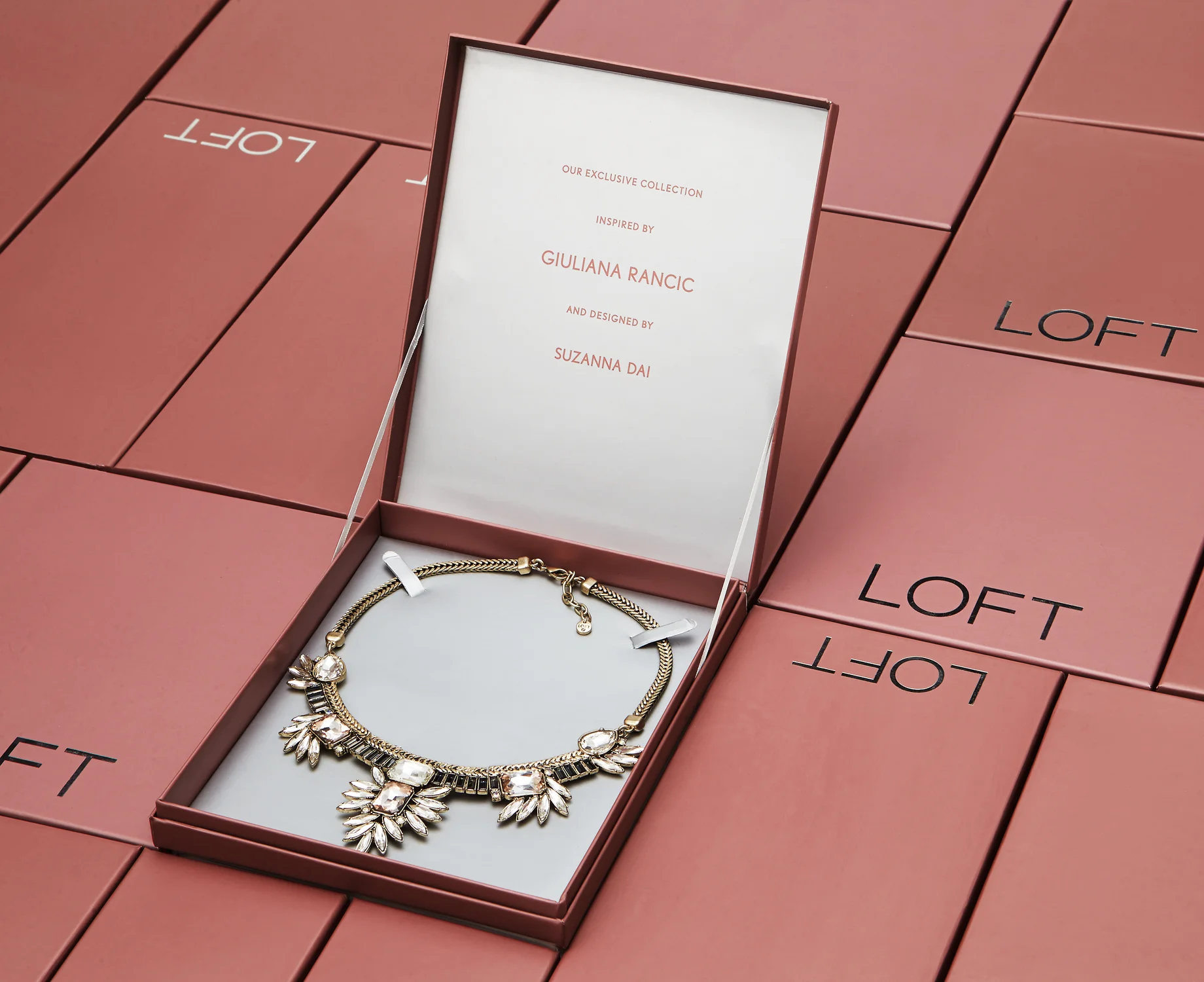 GIFTBOX_2_031V2.jpg