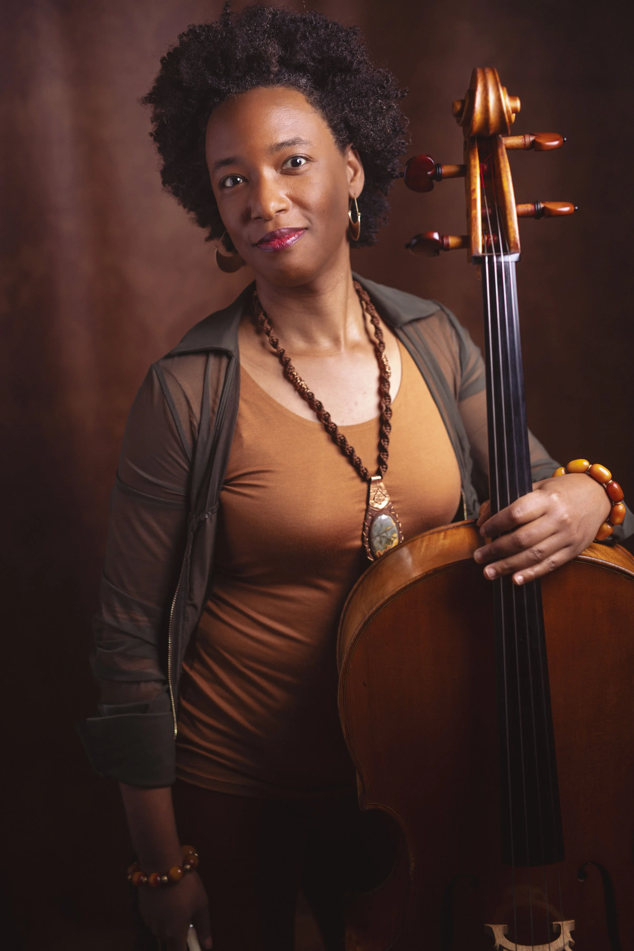 Tahirah Whittington, Cellist