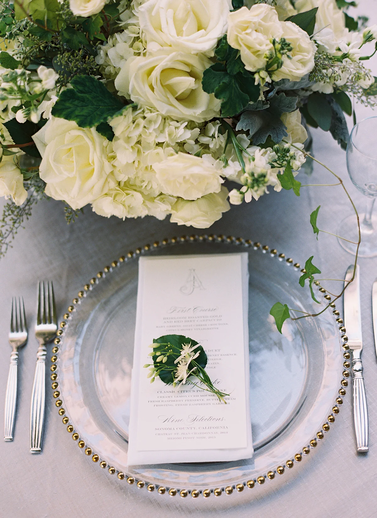 OldWorldGraceWedding-Amaryllis-7.jpg