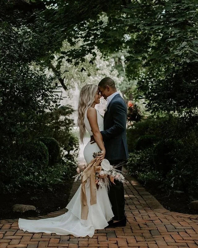 To Mildred and Richard for fighting systemic racism 🥂, to bravery 🥂, to love 🥂. To Caitlin and Antoine, thank you for sharing your love with us #sarahsevenloveclub #LovingDay