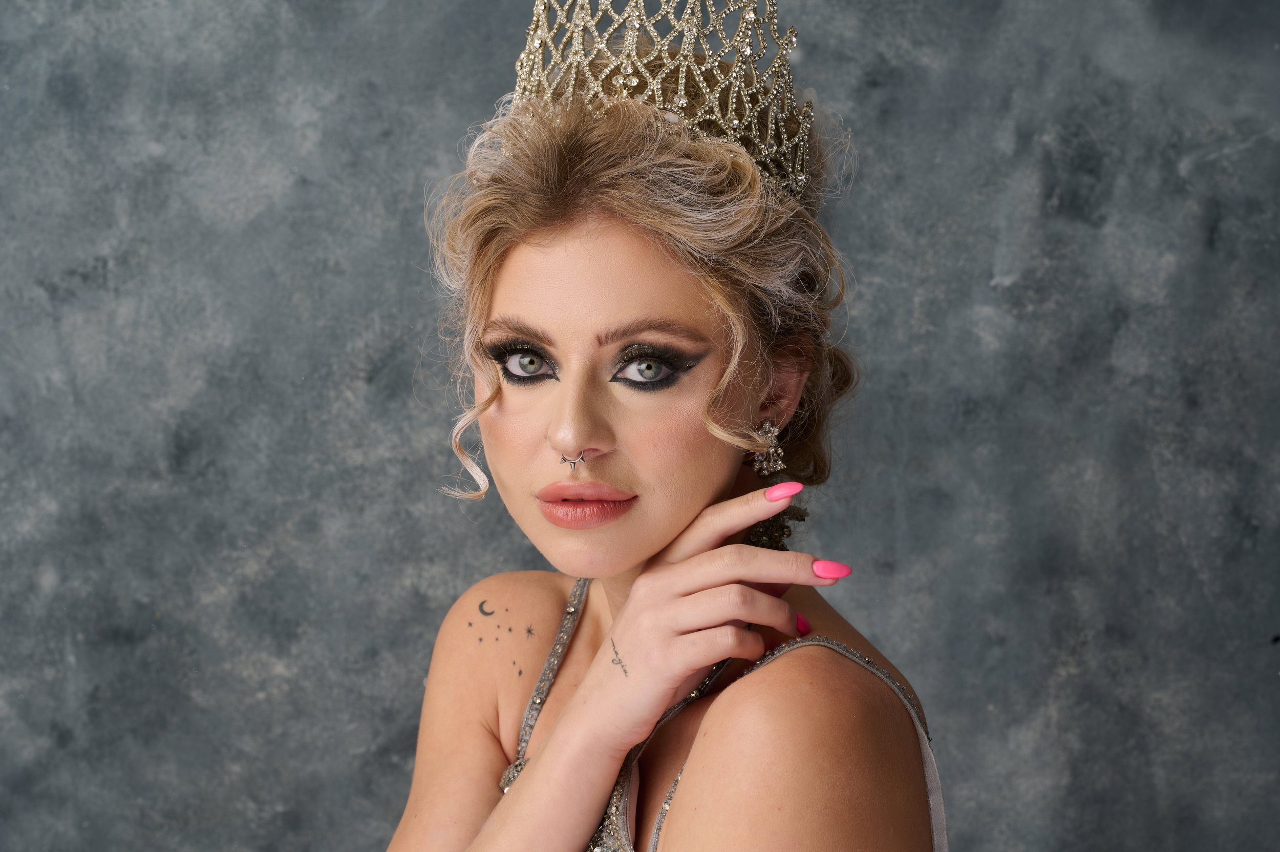ice-queen-makeup-fashion-shoot-LA.jpg