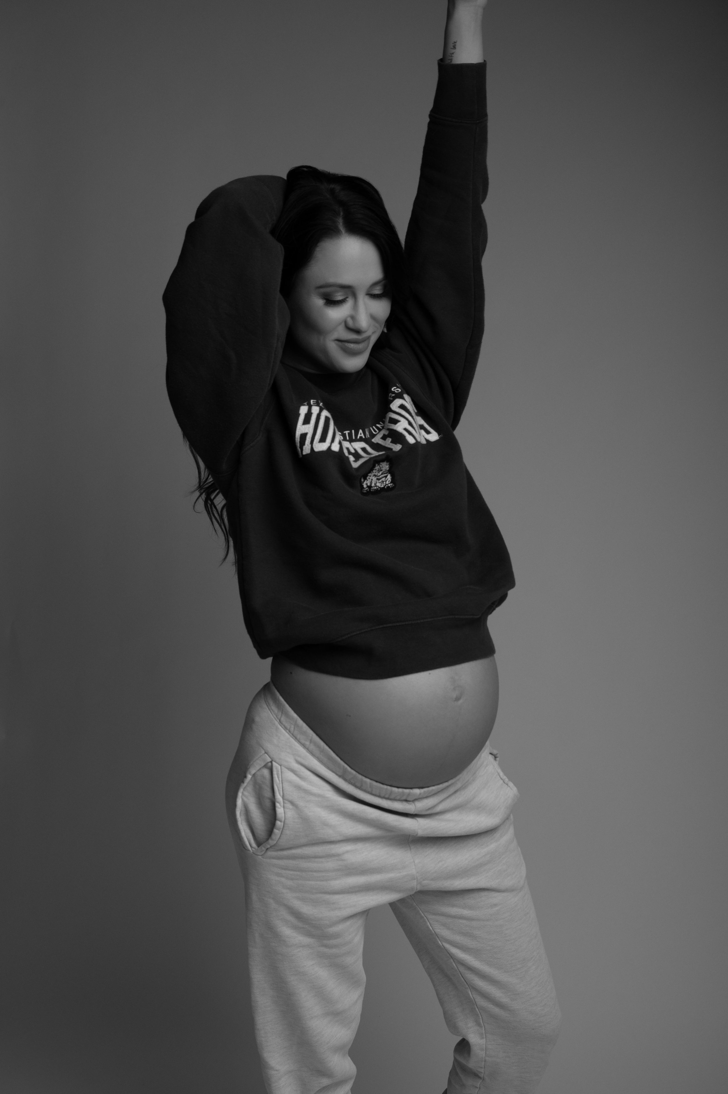 Calvin Klein Inspired Maternity Shoot000010.jpg
