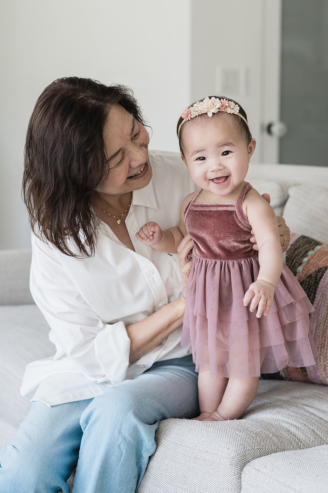 grandmother-family-photoshoot.jpg