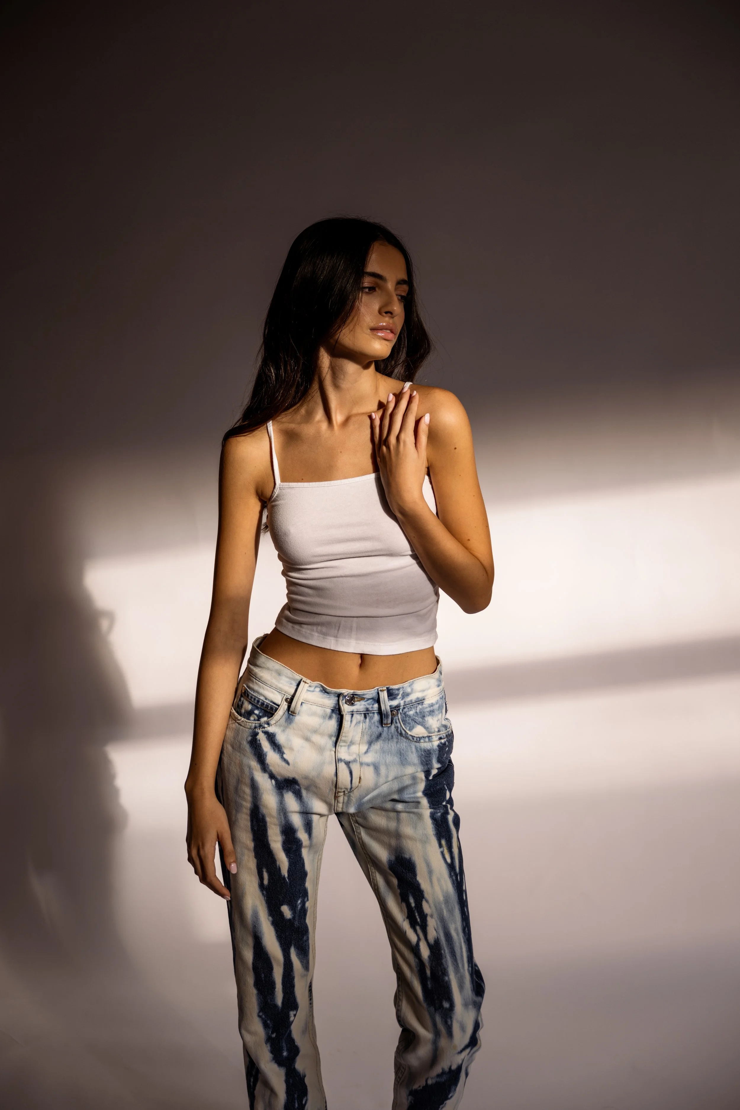 gallery_model_pVYDWTckgMo.jpg