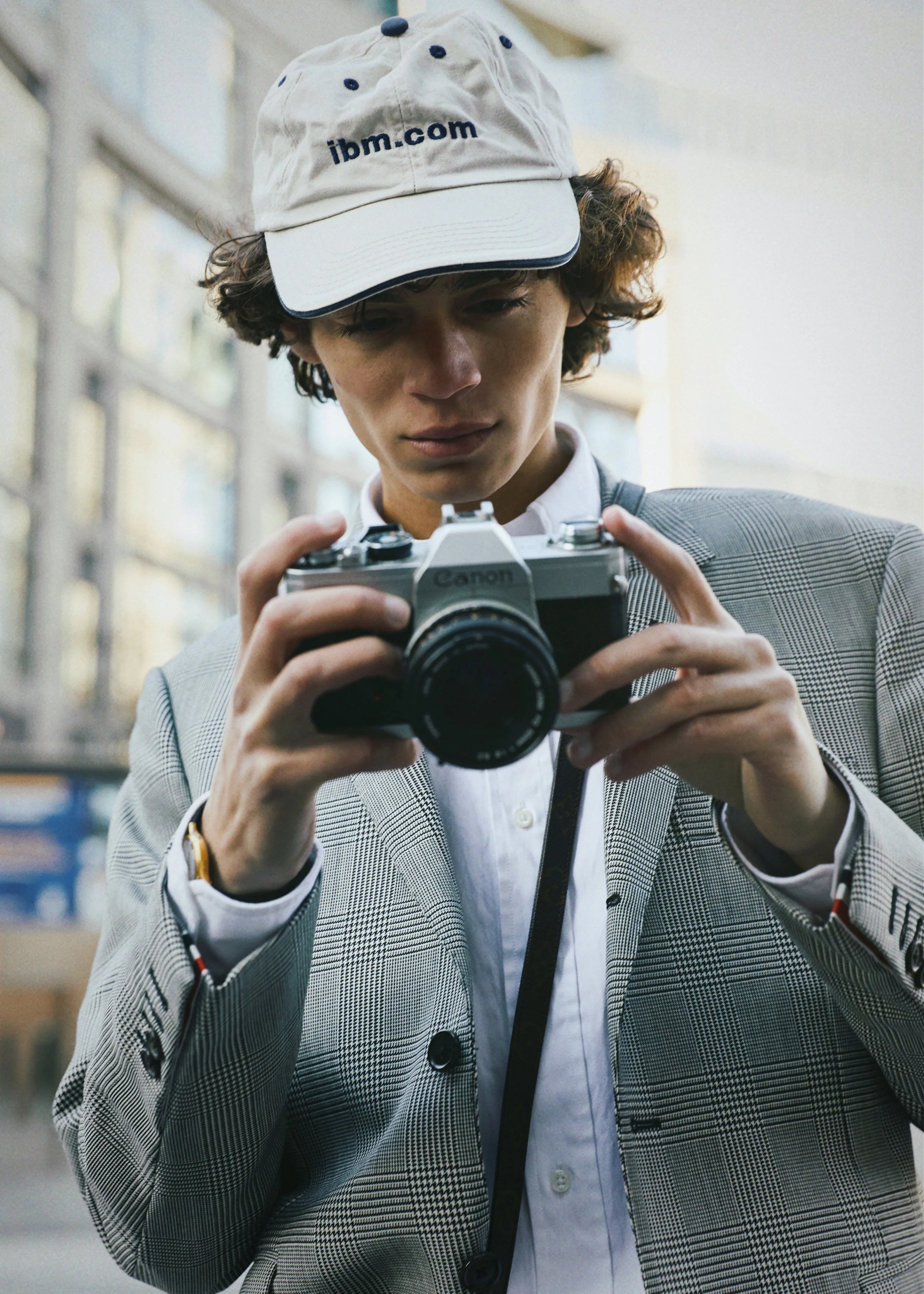 gallery_model_A5k6a_wMEOeZ.jpg