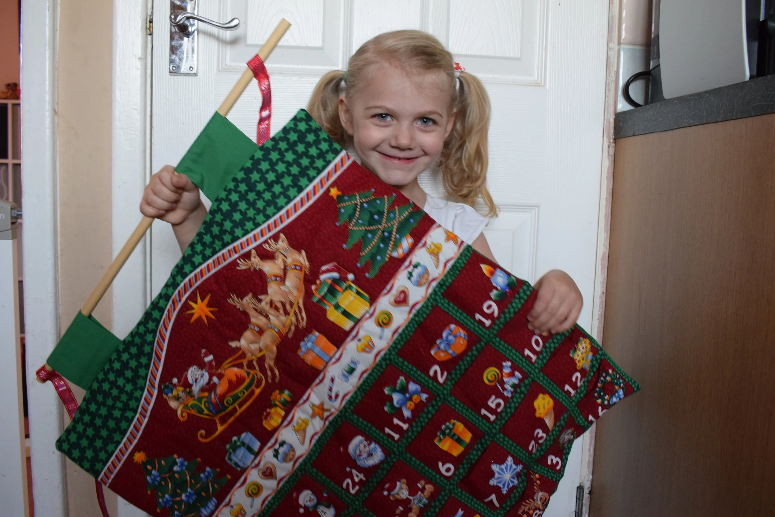 24 Alternative Advent Calendar Fillers | Christmas | Me Becoming Mum