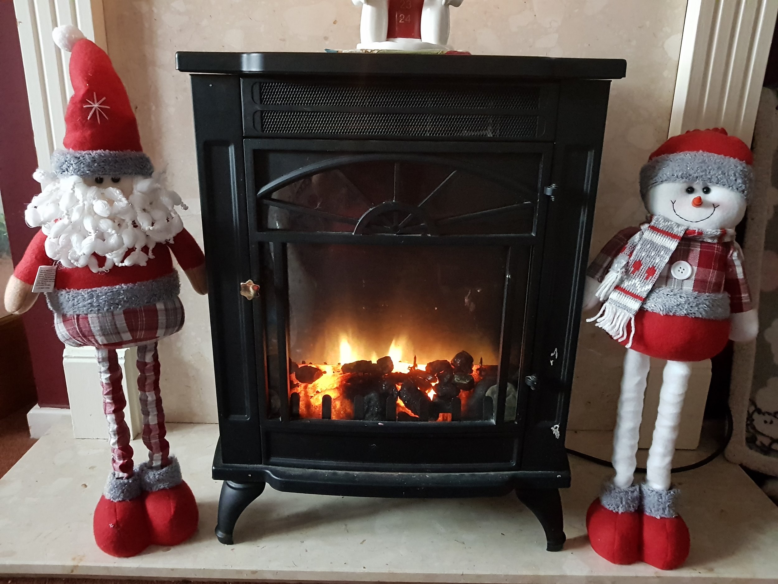 Extendable leg characters and fireplace