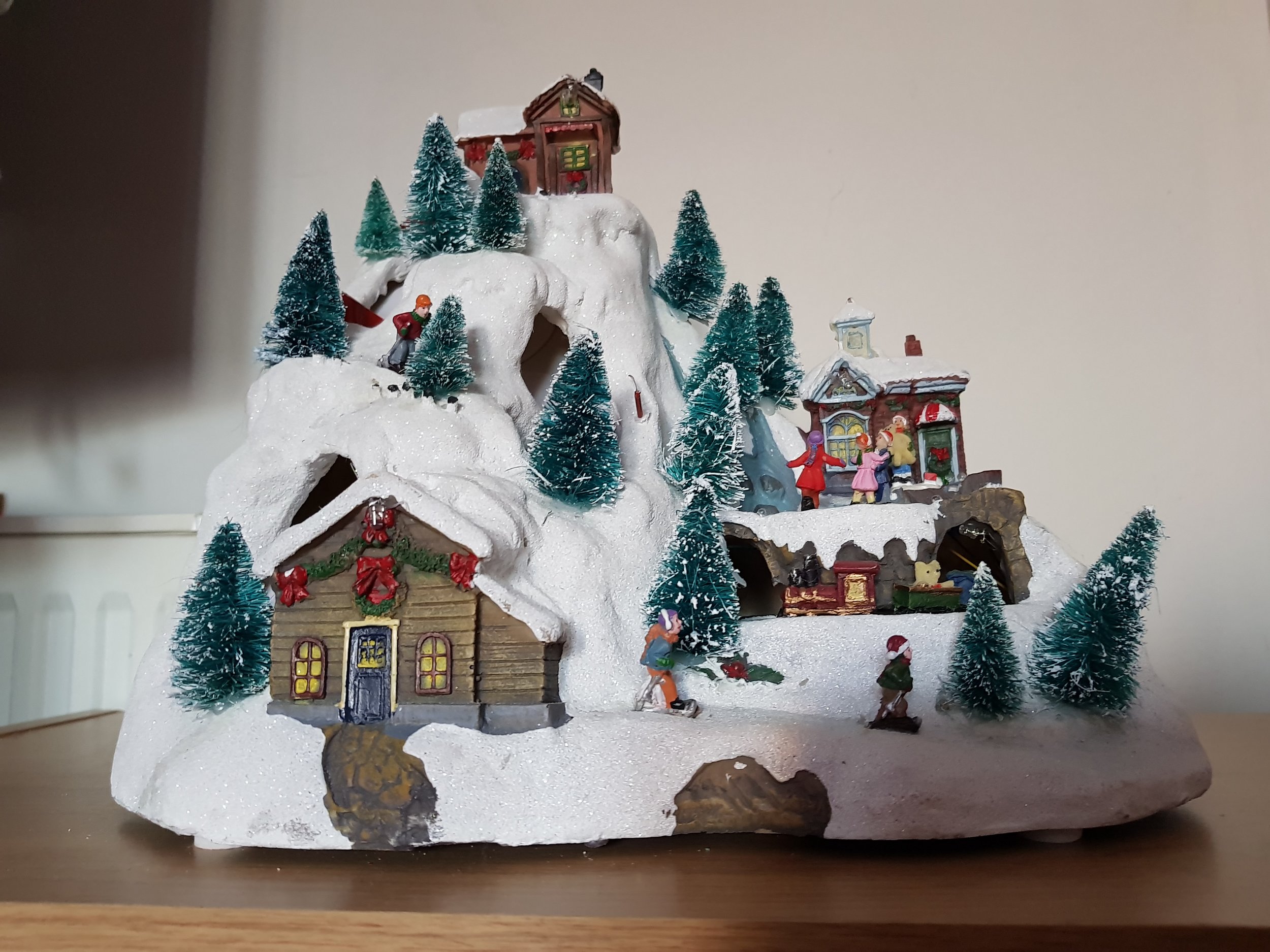 Light up ski scene Christmas decoration