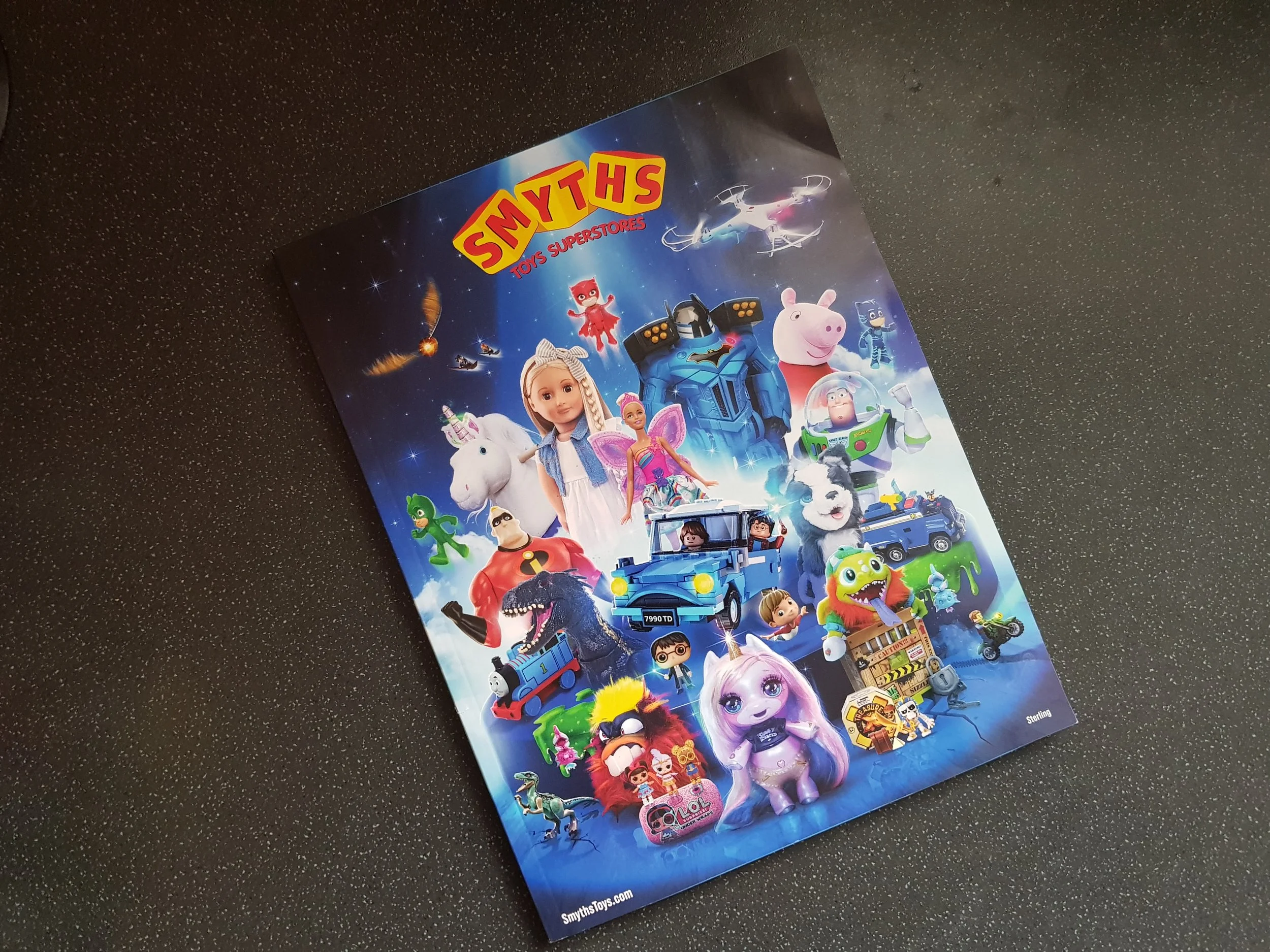 Get Ready for Christmas | Smyths Toys Catalogue 2018 | Me Becoming Mum 