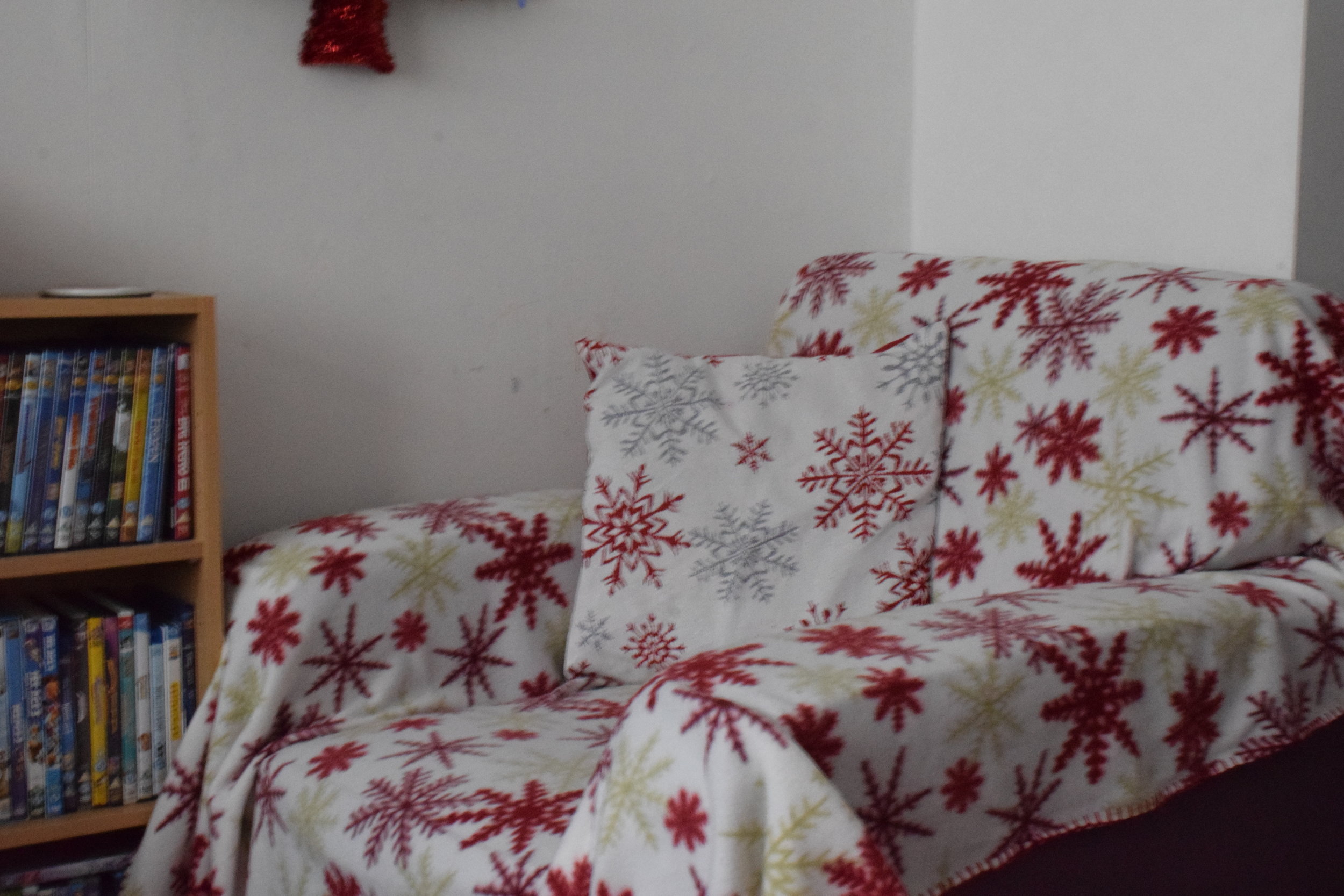 Christmas snowflake arm chair