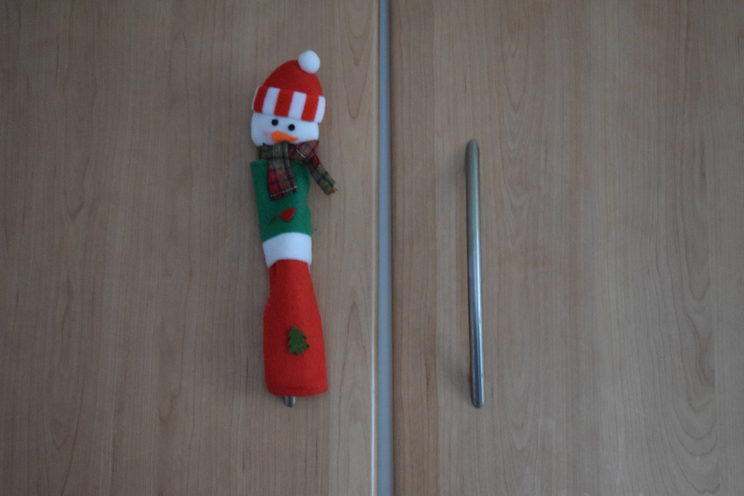 Snowman cupboard handle cover