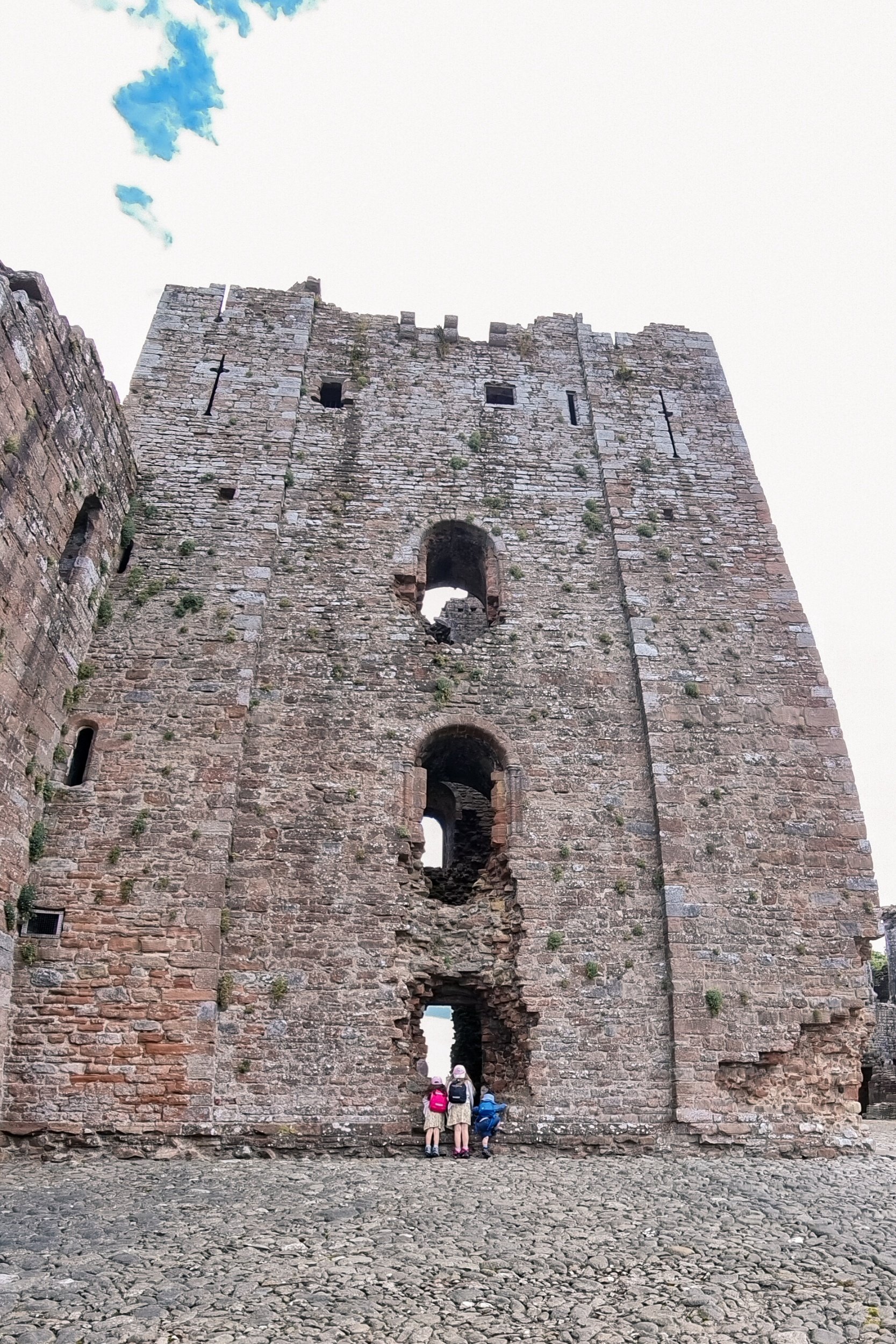 Panoramic image of Brougham Castle 