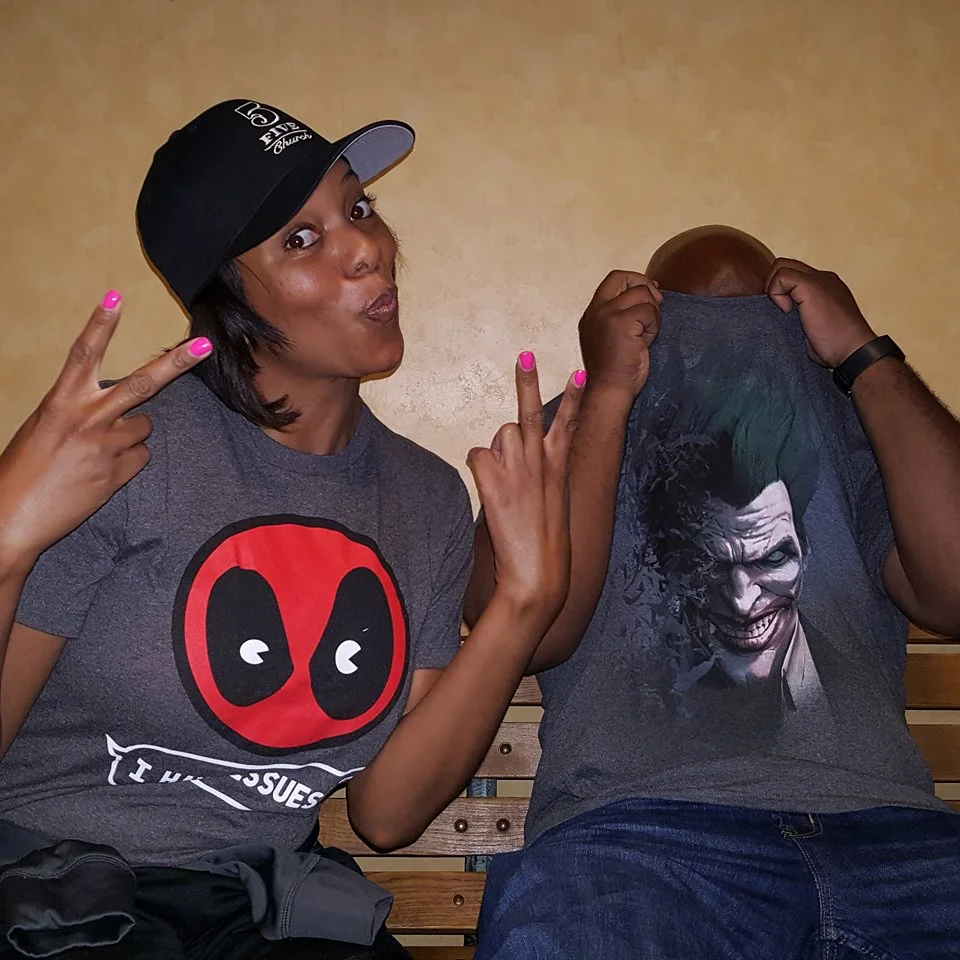 duece pose.jpg