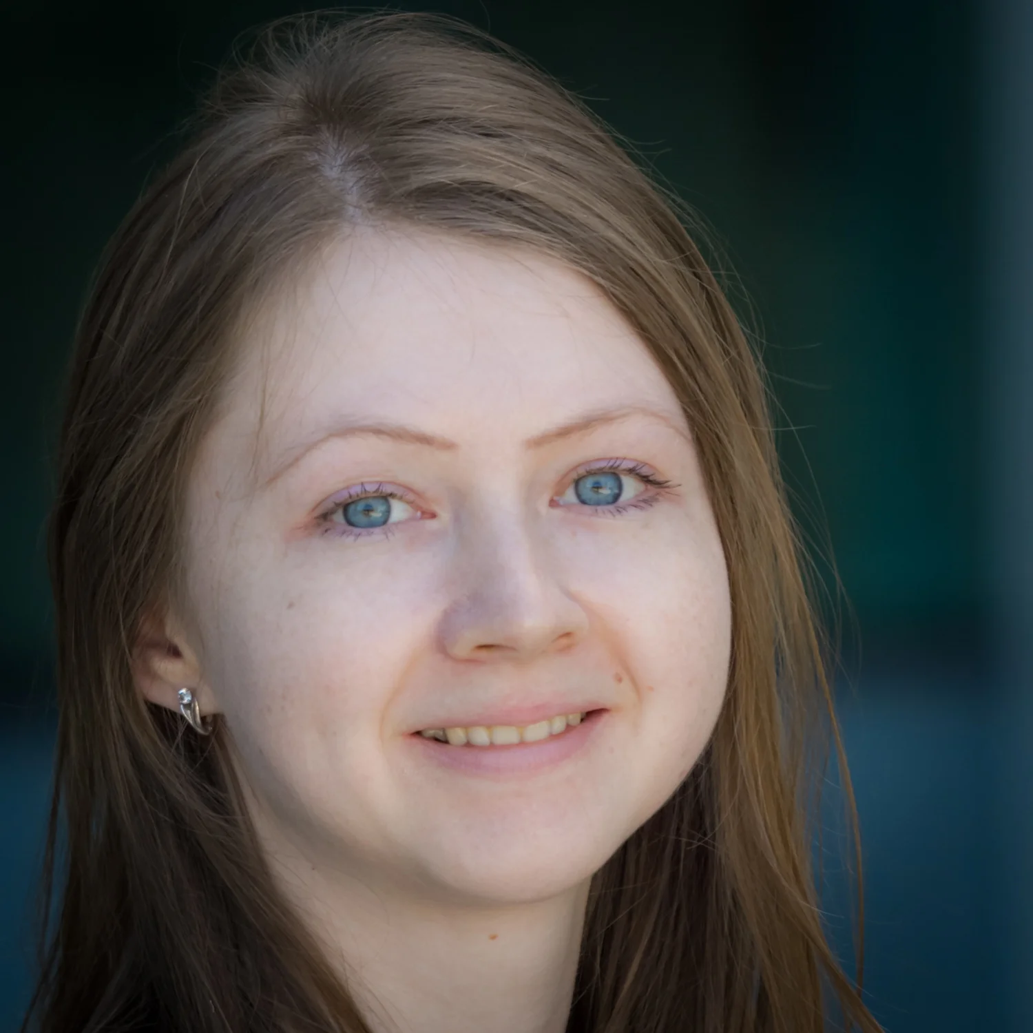 Nadezhda Terekhanova, Ph.D., Postdoc I grew up in Russia, where I obtained my PhD in mathematical biology and bioinformatics. Previously I was involved in projects on adaptation genomics and evolution of local mutation rate. I currently explore single cell sequencing approaches in cancer genomics.