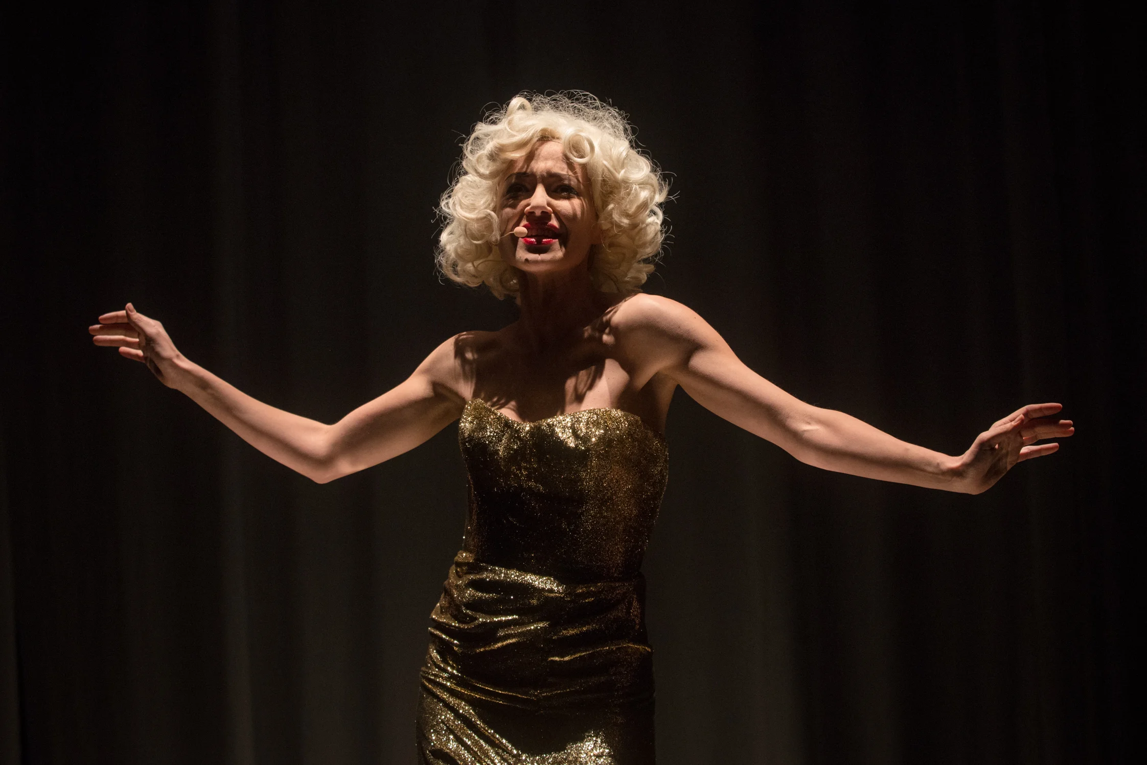 November 30th, 2017: Marilyn Monroe played by Vera Dragone in the Italian production of Love Is Blonde at Astra Theater, Turin, Italy. Director: Cristina Pezzoli – Production: Stagione TPE – With the support of Fondazione CRT