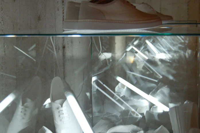 bepositive-ss2010-exhibition-3.jpg
