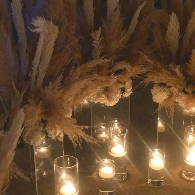 There is nothing as romantic as floating candles 🕯 🌾 // Santiago Estate + Vineyard Grand Re- Opening .
.
.
.
.
#candlecommunity #weddingplanner #lovecandles #candleshop #light #candlelight #scentedcandles #candleaddict #decor #candleart #gaver #pic