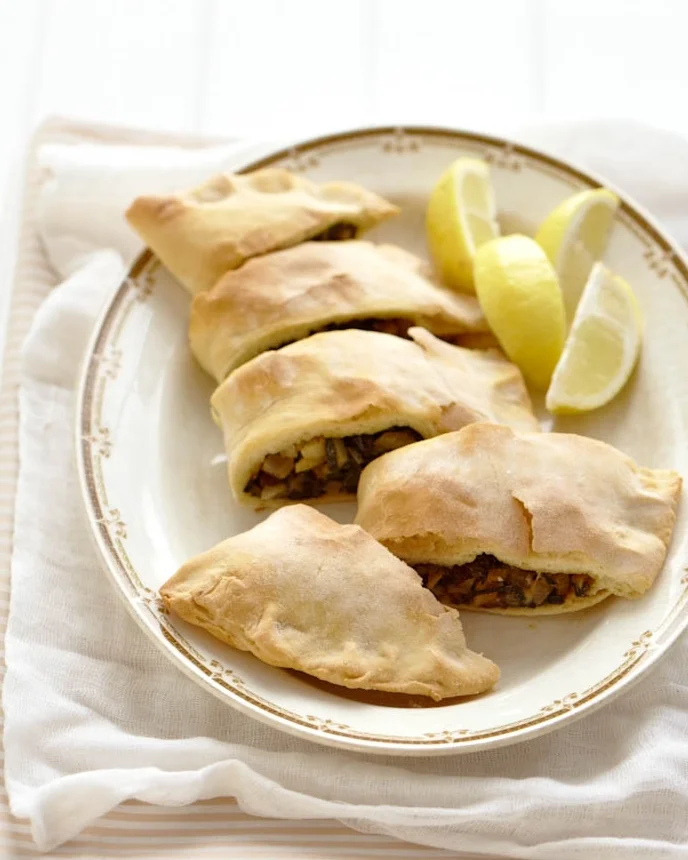 MB_Day11_SilverbeetCalzone5.3B.jpg