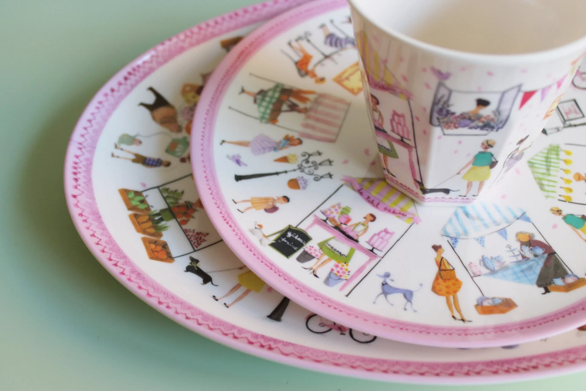 paris melamime picnic plates.jpg