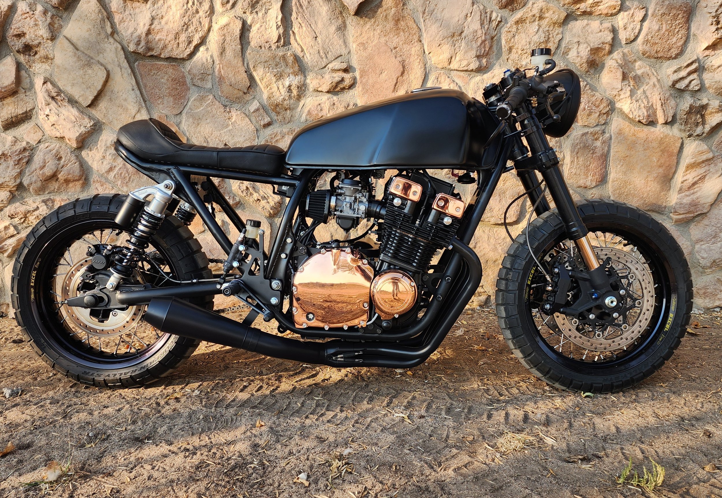 Custom Cafe Racer Builders
