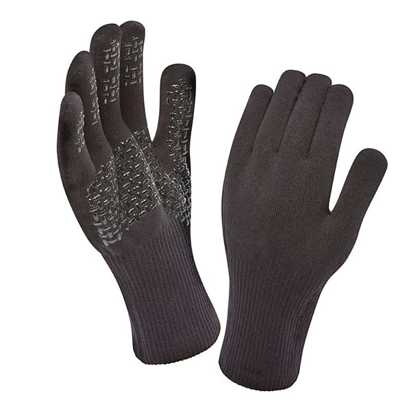 SealSkinz Ultra Grip Price: £26 Rain-proof, wind-proof and chill-proof, the SealSkinz Ultra Grips have more than proved themselves in hardcore conditions.
