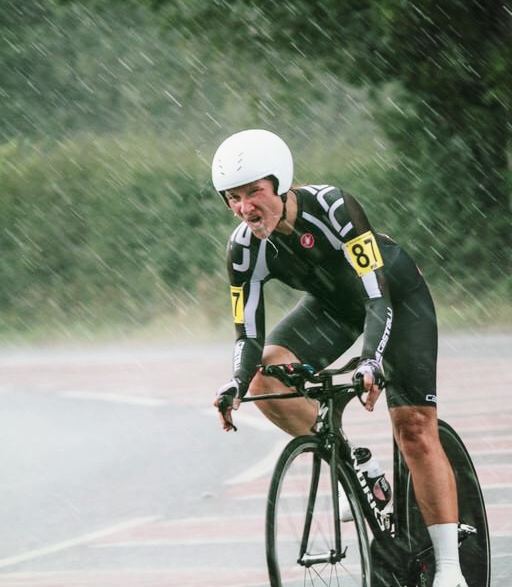 Jasmijn Muller aka Duracell Bunny and wind machine