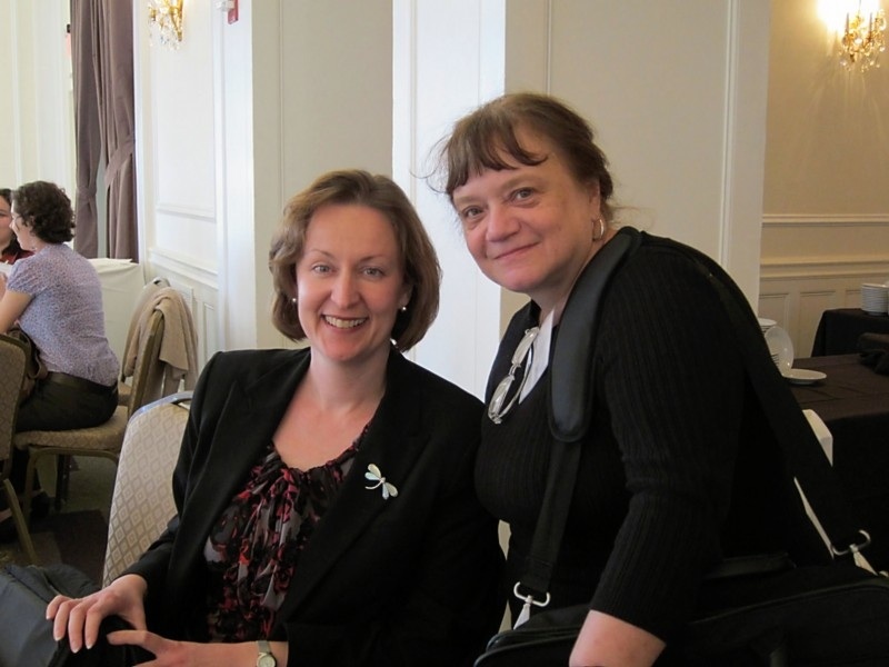 MACLAS President Ivani Vassoler and Past President Regina Root, 2011
