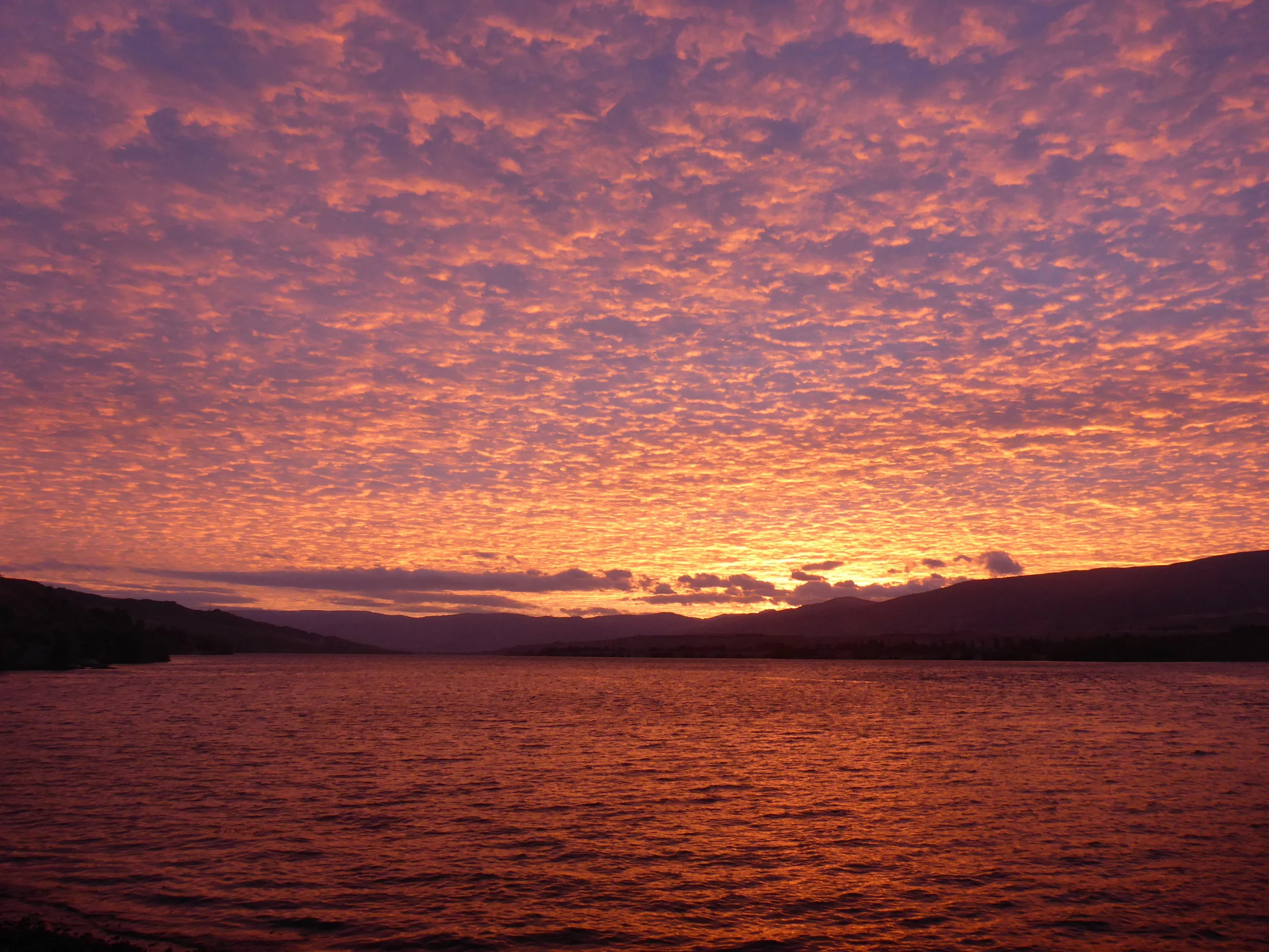 Lake Dunstan sunset..