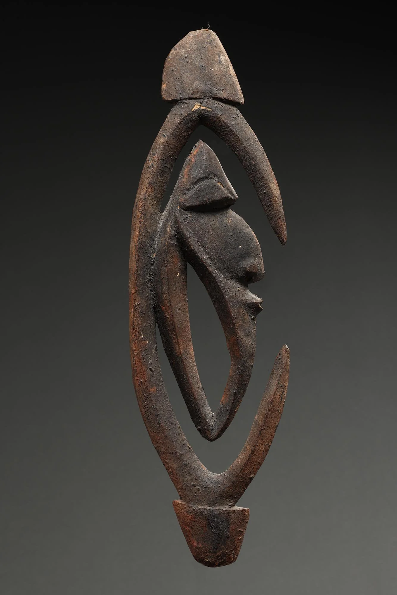 New Guinea Charm 11"