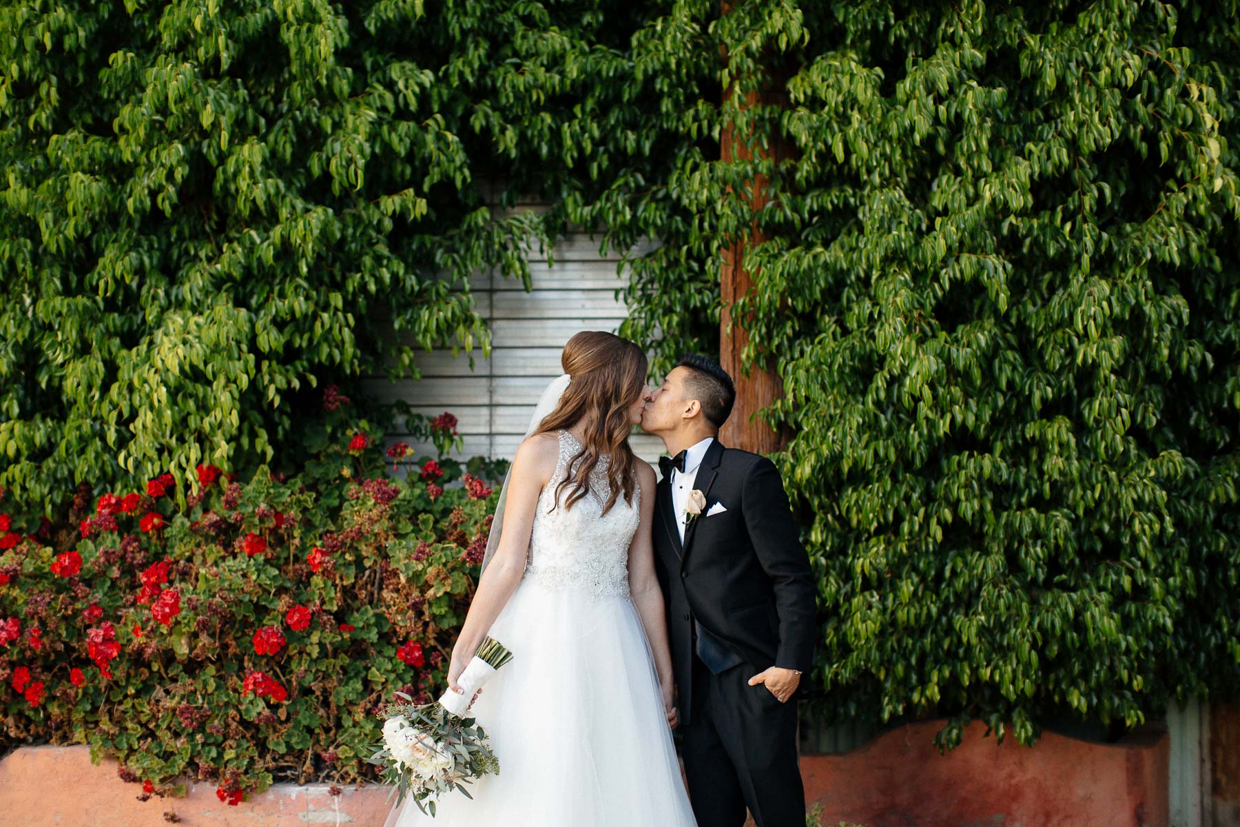 161112-Luxium-Weddings-Arizona-Jon-Madison-Boojum-Tree-First-Look-036.jpg