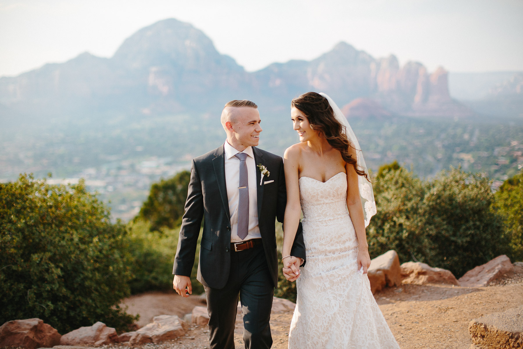 170528-Malkin-Wedding-Sedona-Arizona-Wedding-Photography-Sky-Ranch-Lodge-1036.jpg