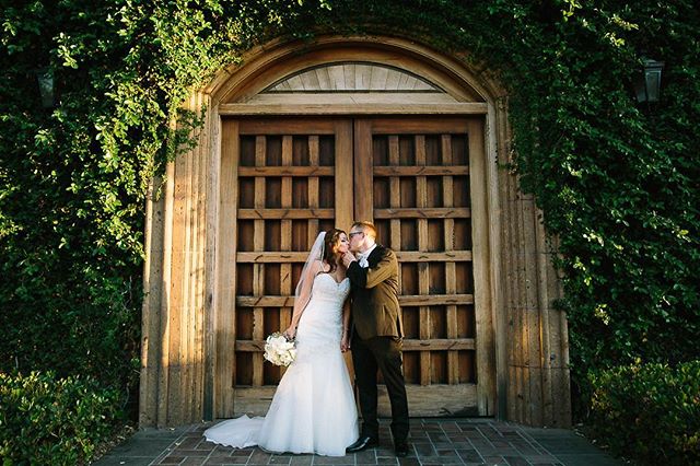 Alright you two ❤️ @blknylw .
.
.
.
.
.
.
.
.
.
. . . . .  #weddingseason #loveauthentic #ftwotw #bohowedding #theknot #elopement #brideandgroom #smpweddings #shesaidyes #realweddings #weddingdetails #weddingchicks #risingtidesociety #loveintentional