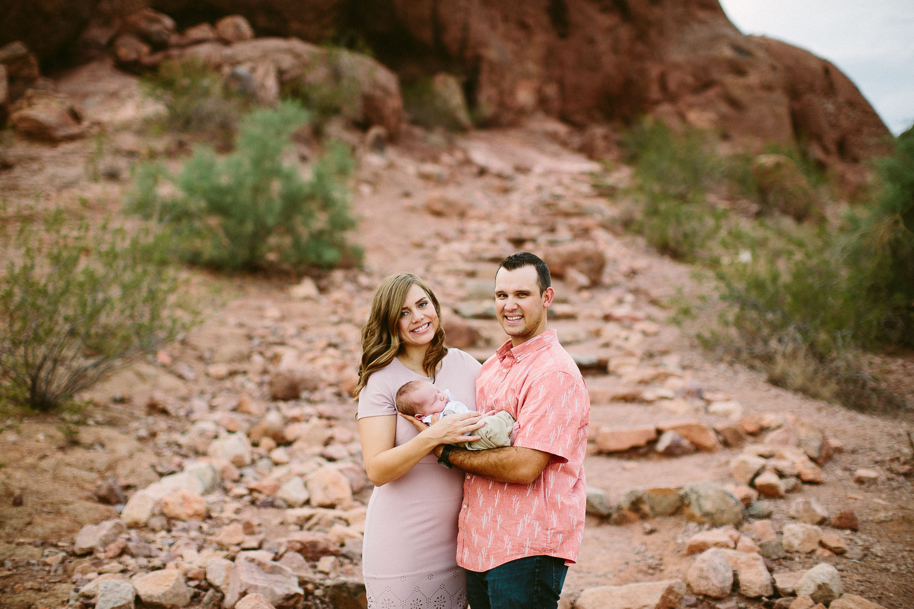 Luxium-Creative-@matt__le-Newborn-Baby-Photoshoot-Arizona-Phoenix-Papago-Park-Red-Rocks-104.jpg