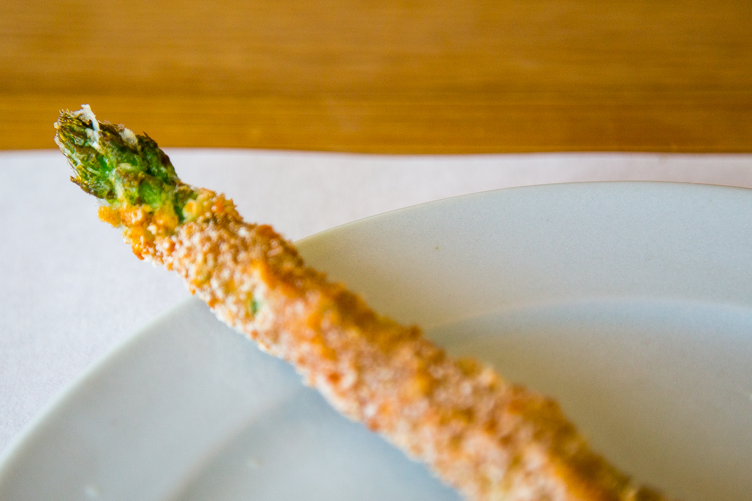 Asparagus batter in rice crackers