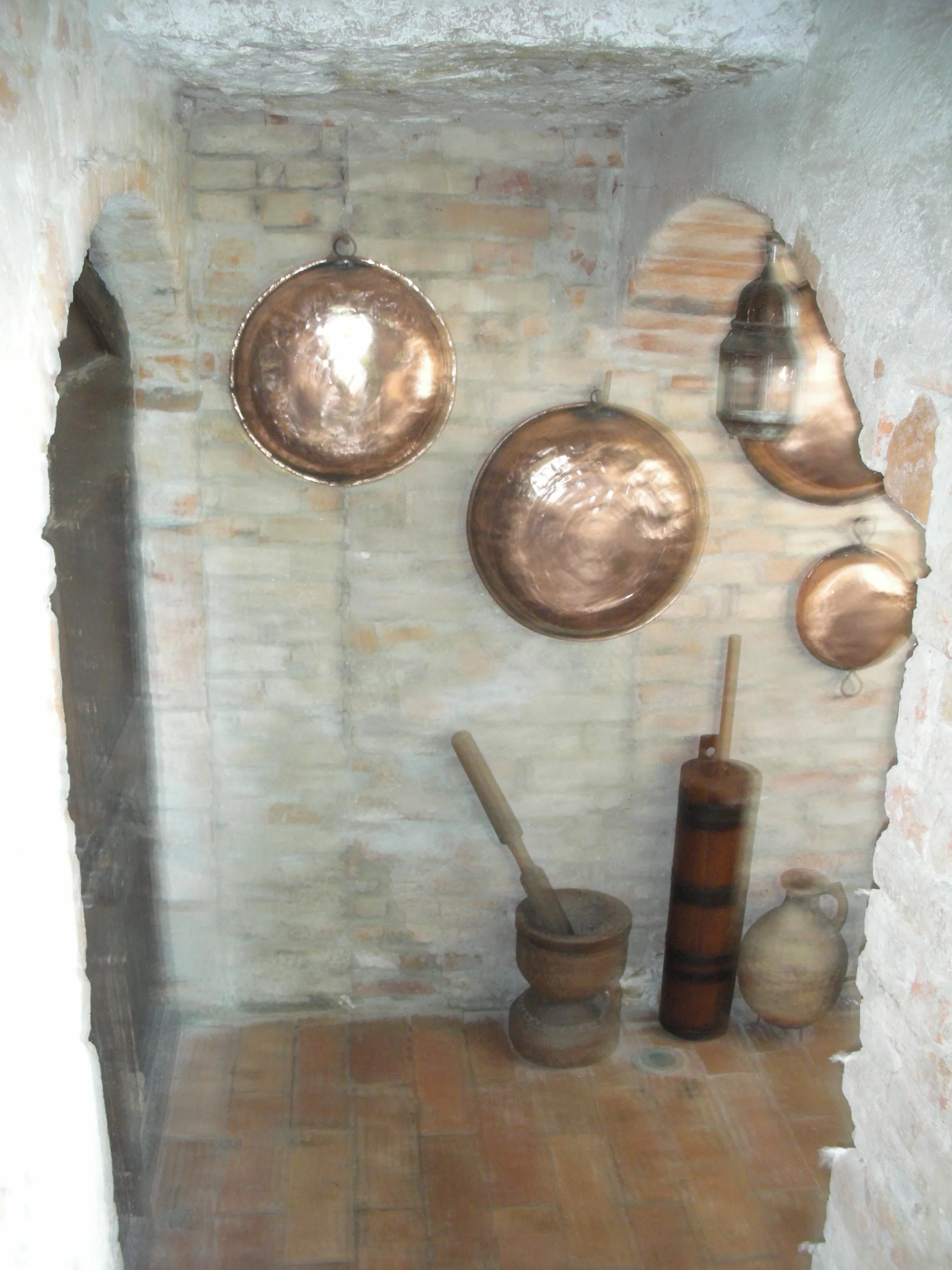 Sottoscala e cantina