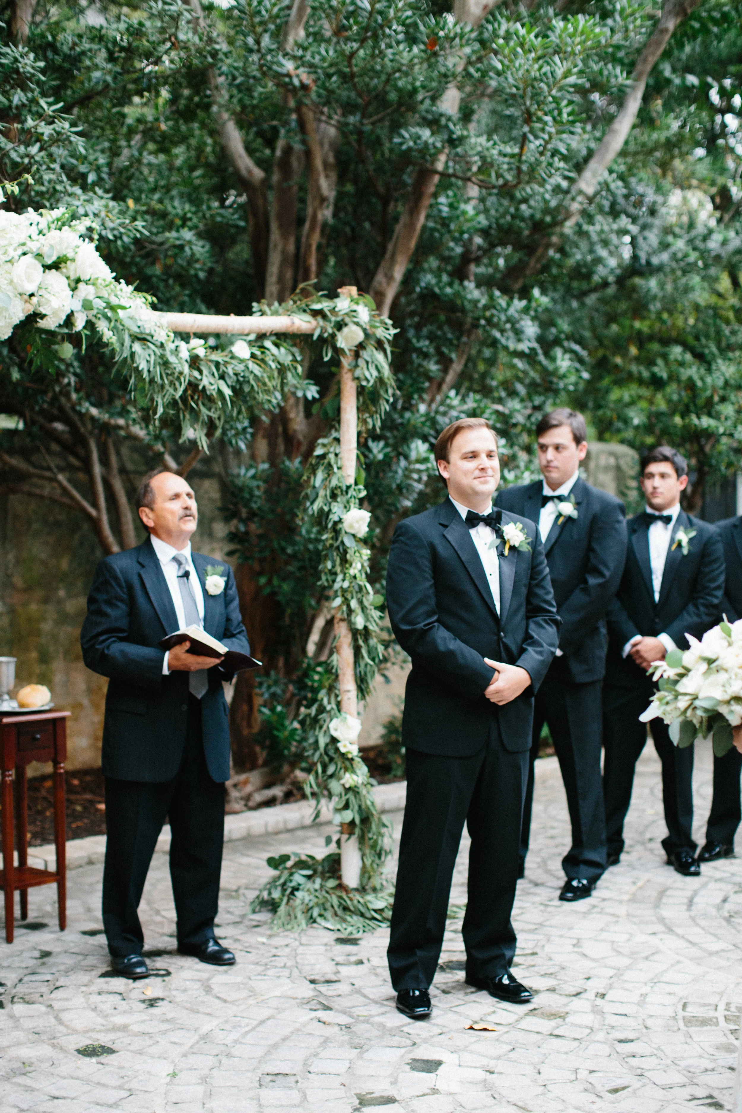 Club Giraud San Antonio Wedding-76.jpg