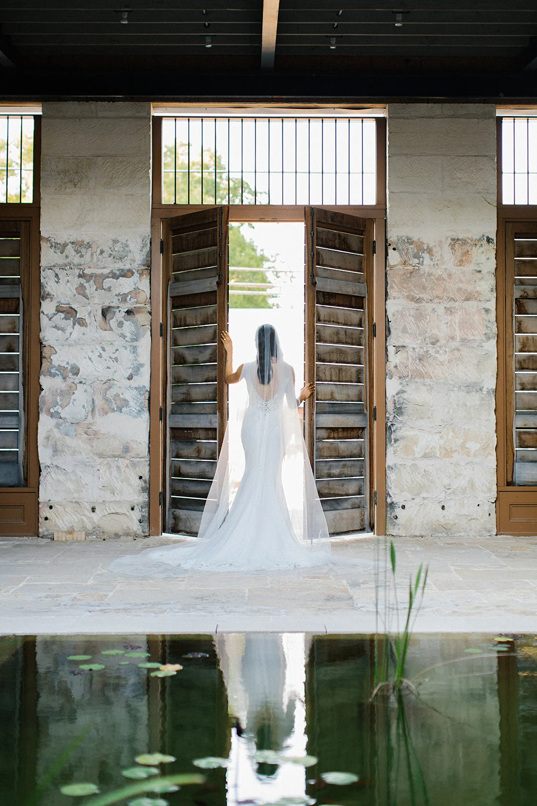 Larissa G. -- Bridals-63_websize.jpg