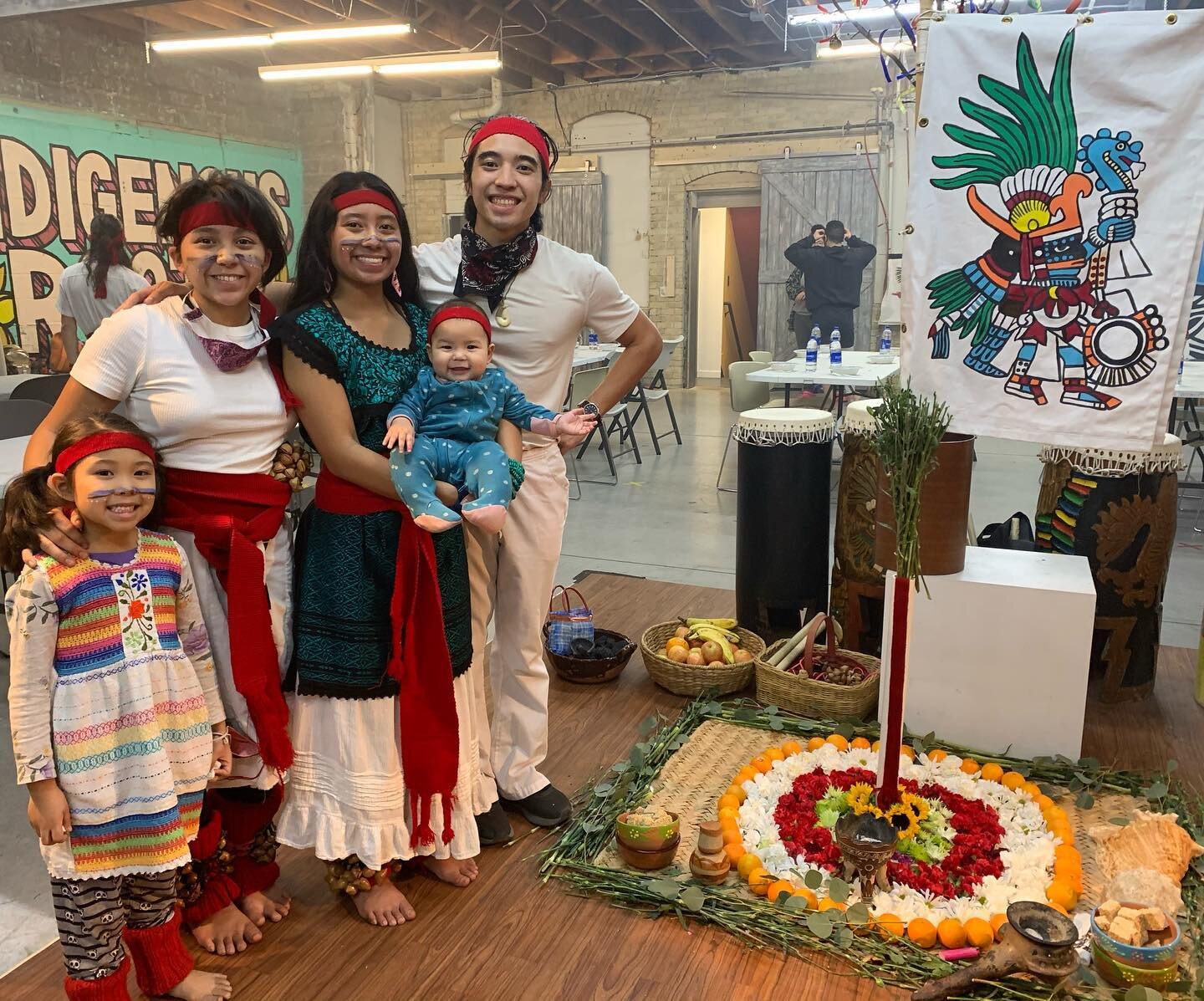 The veintena of Izkalli brings us the resurgence of longer days and signs of Spring.

These photos remind us of the next generation of Culture Bearers who carry the willpower of Huitzilopochtli. 

Photos captured during our Huitzilopochtli Ceremony o