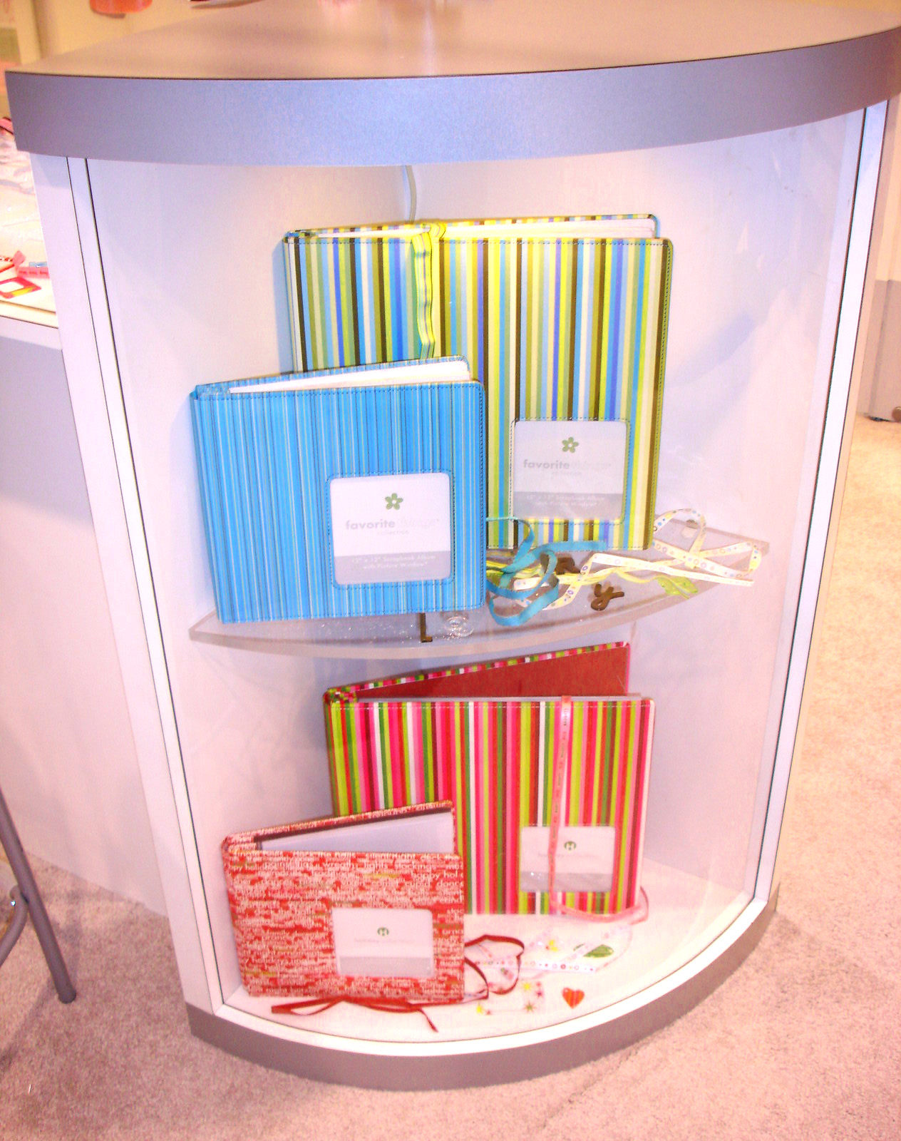 kimem_booth_10.jpg